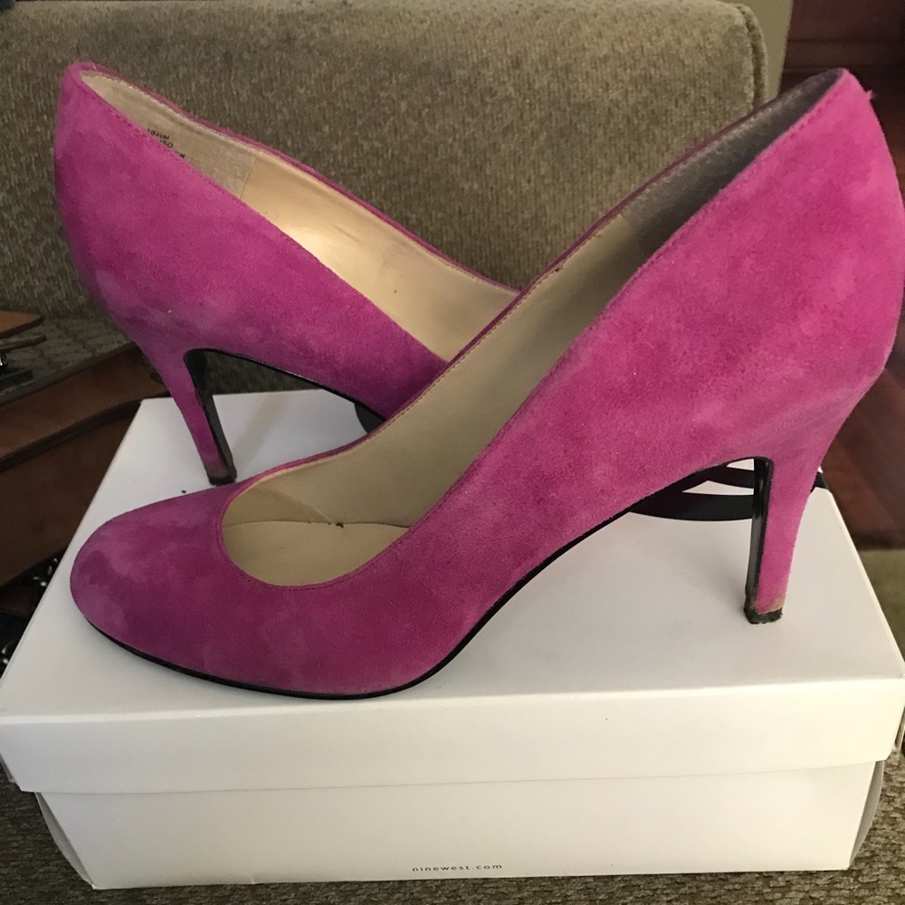 Nine West pumps